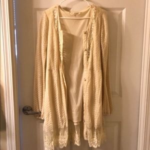✨Vintage Style Boutique Cardigan✨